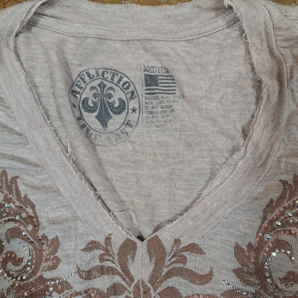 Affliction Womens Graphic Tee SZ M Bedazzled Short Sleeve Shirt Biker Rock USA - Picture 3 of 6